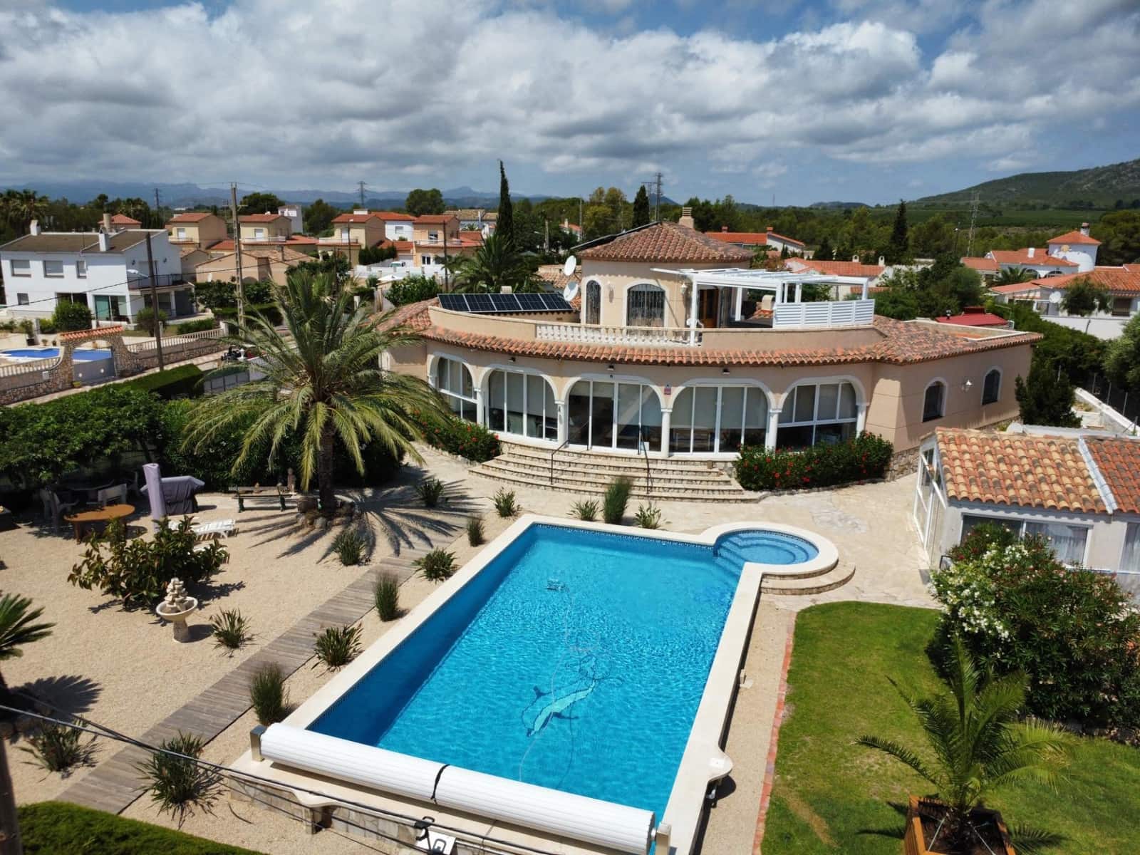 5 sypialnia Willa na sprzedaż w L'Ametlla de Mar z basenem garażem - 690 000 € (Ref: 8421409)