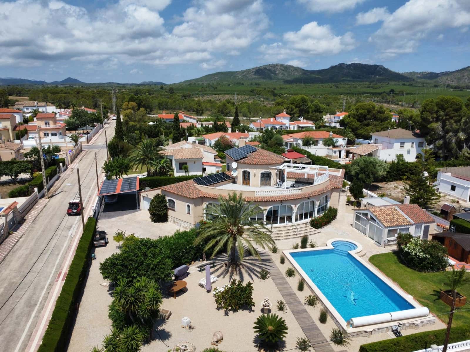 5 sypialnia Willa na sprzedaż w L'Ametlla de Mar z basenem garażem - 690 000 € (Ref: 8421409)