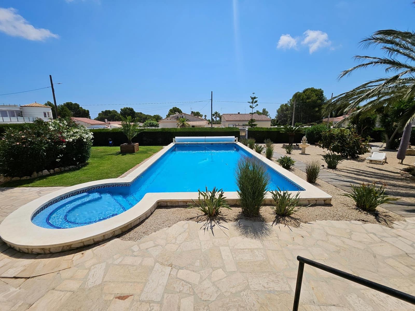 5 sypialnia Willa na sprzedaż w L'Ametlla de Mar z basenem garażem - 690 000 € (Ref: 8421409)