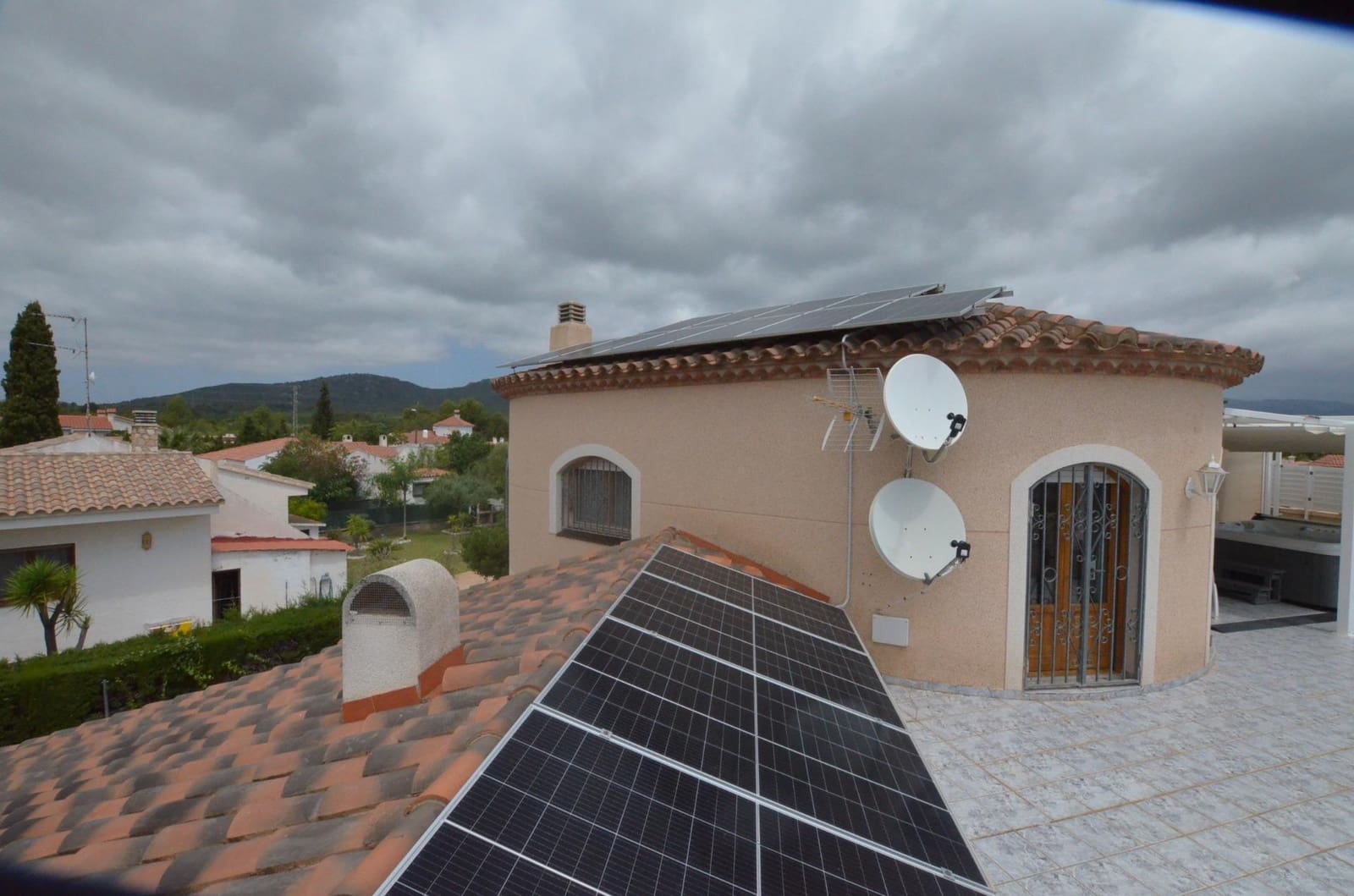 5 sypialnia Willa na sprzedaż w L'Ametlla de Mar z basenem garażem - 690 000 € (Ref: 8421409)