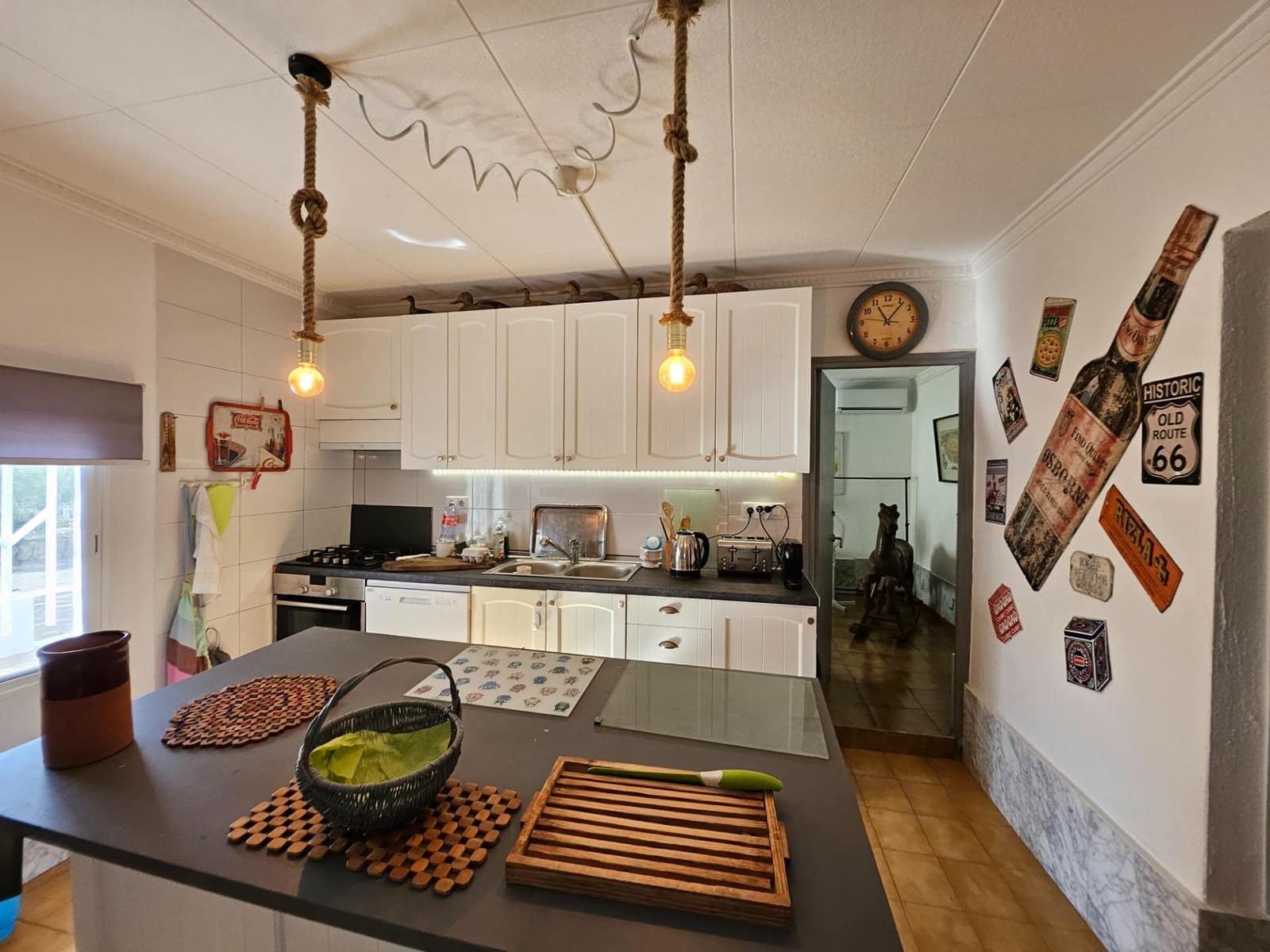 4 soveværelse Finca/Landehus til salg i L'Ampolla med swimmingpool garage - € 295.000 (Ref: 8494964)