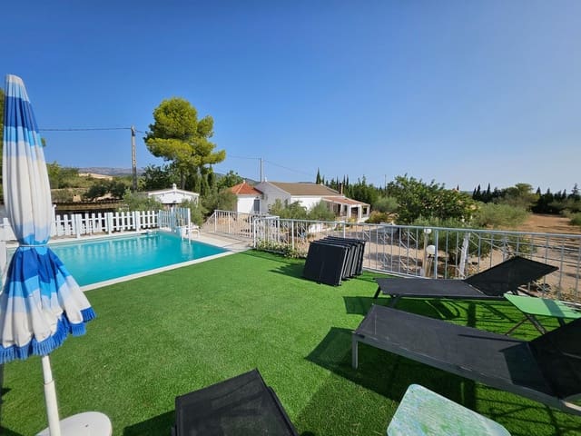 Finca/Casa Rural de 4 habitaciones en L'Ampolla en venta con piscina garaje - 295.000 € (Ref: 8494964)