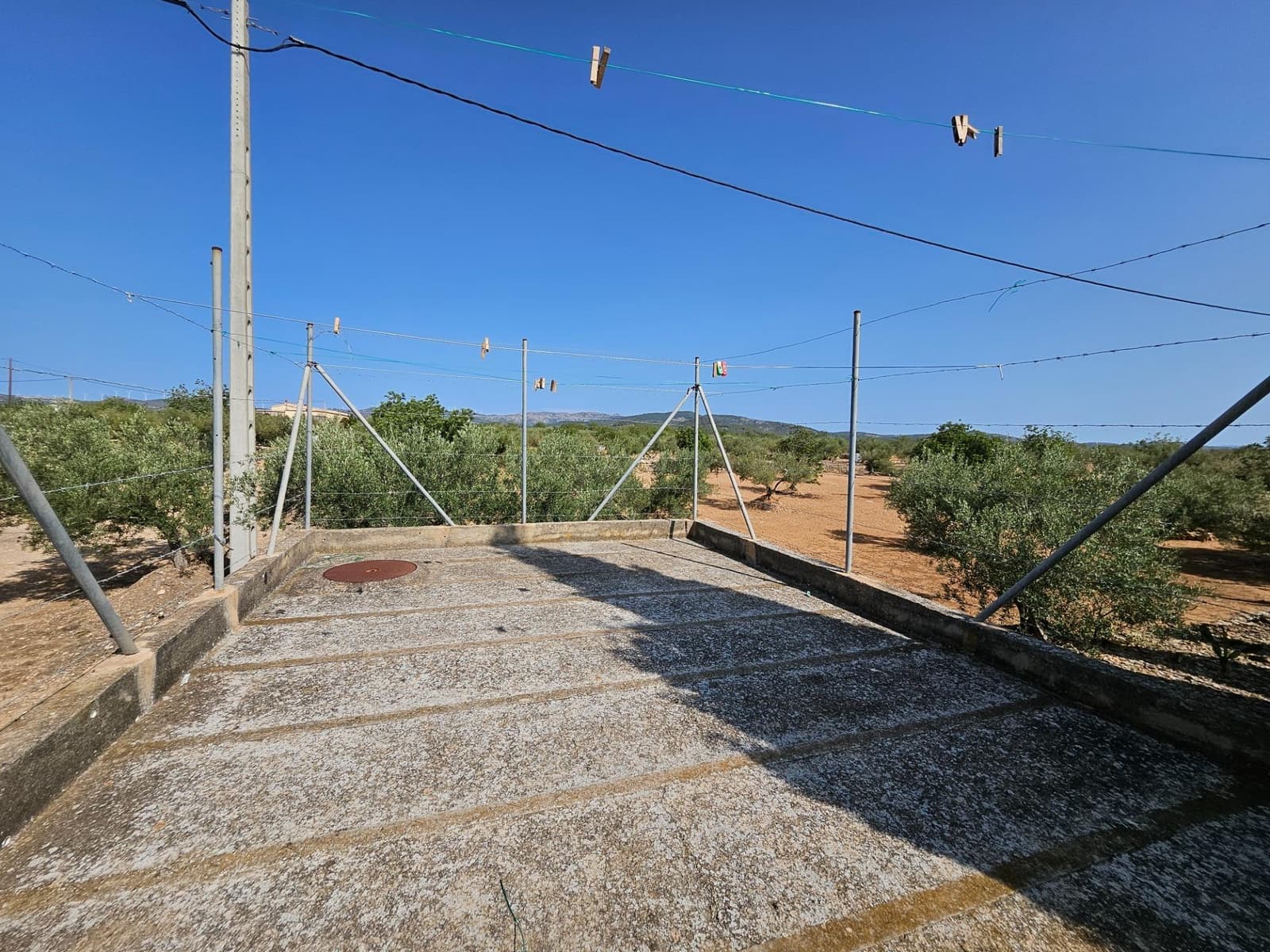 4 makuuhuone Maalaistalo myytävänä paikassa L'Ampolla mukana uima-altaan 
autotalli - 295 000 € (Ref: 8494964)