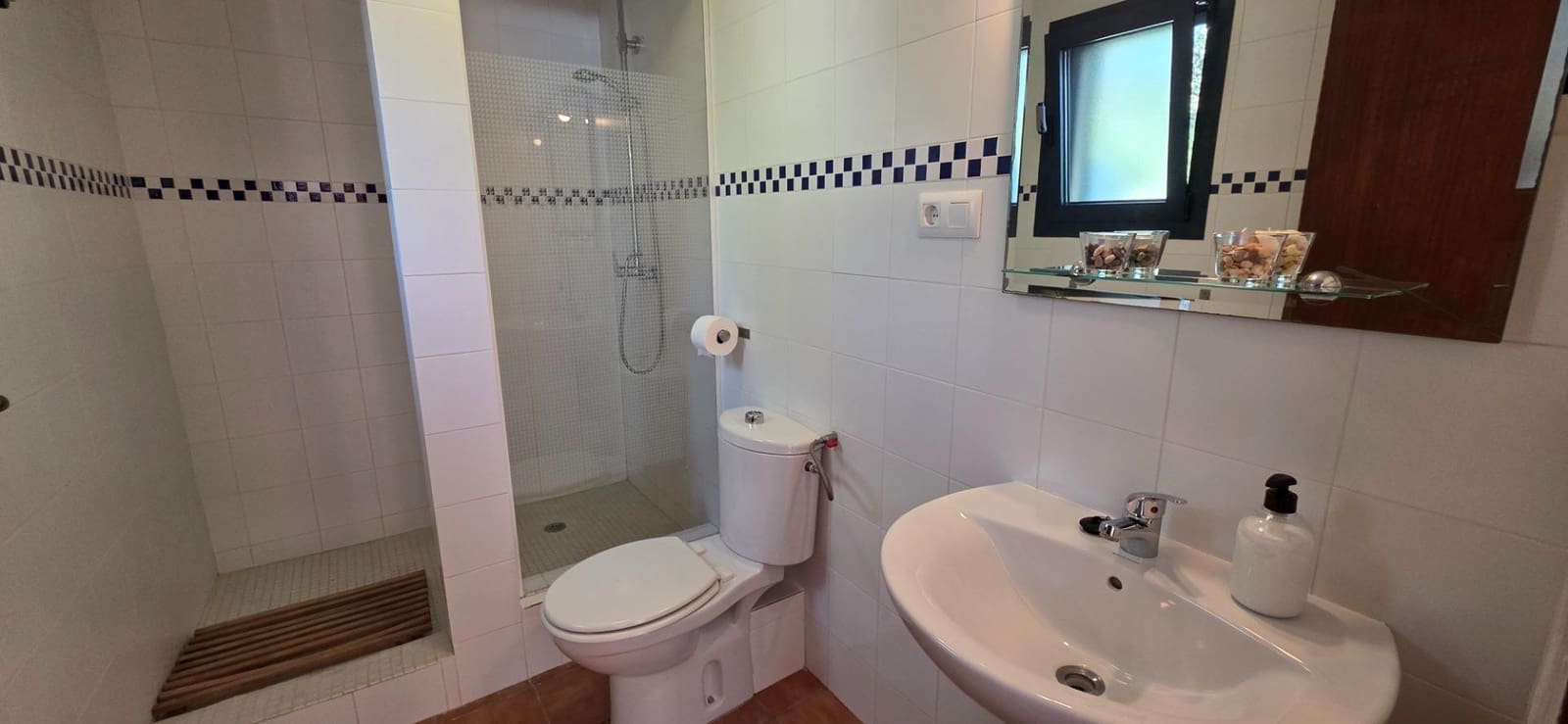 4 bedroom Villa for sale in L'Ametlla de Mar with pool - € 340,000 (Ref: 8582601)