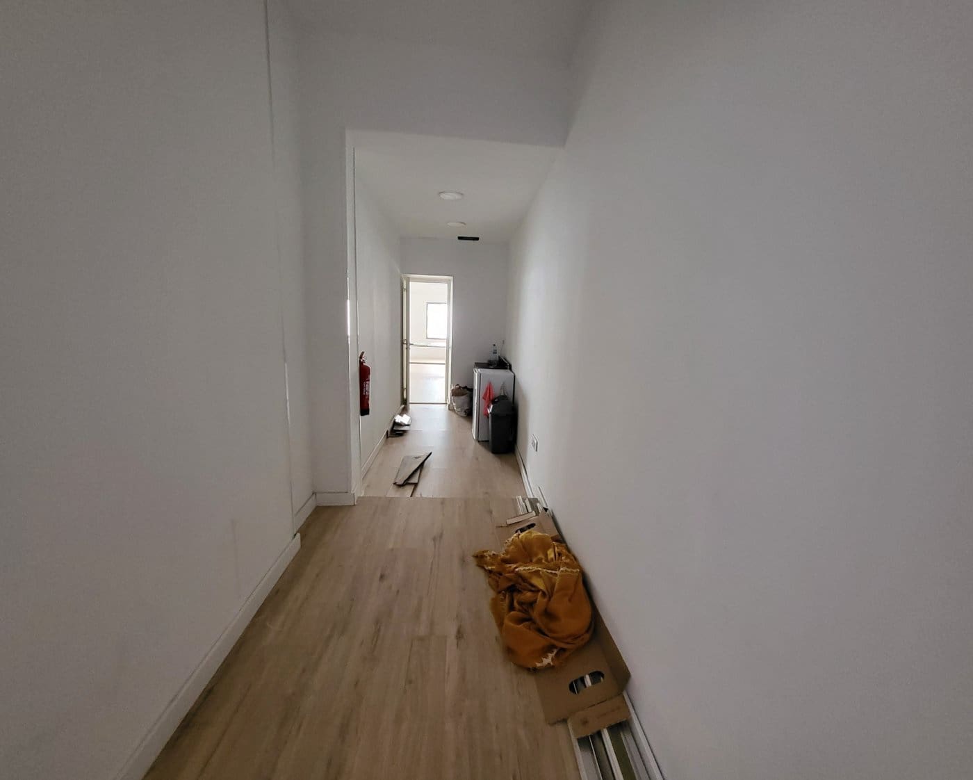 Commercial for sale in L'Ametlla de Mar - € 120,000 (Ref: 8601663)