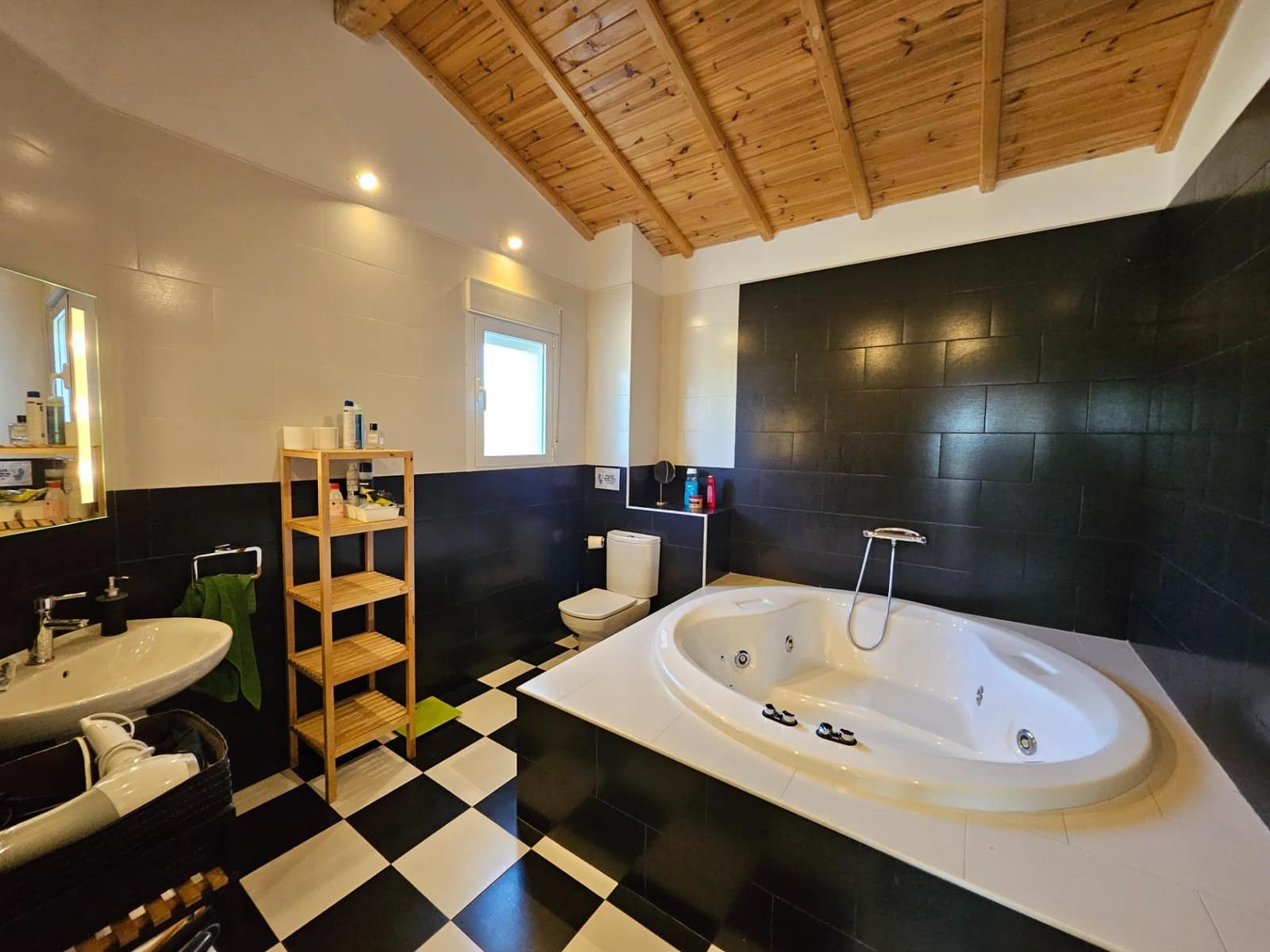 4 soveværelse Villa til salg i L'Ametlla de Mar med swimmingpool - € 399.000 (Ref: 8672917)