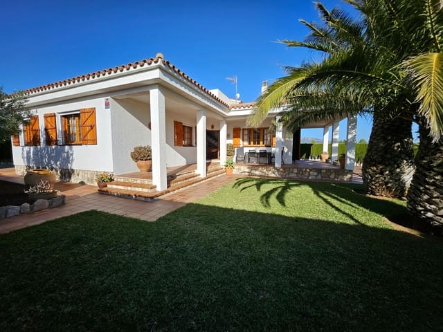 3 Zimmer Villa zu verkaufen in L'Ametlla de Mar mit Pool Garage - 385.000 € (Ref: 8706031)