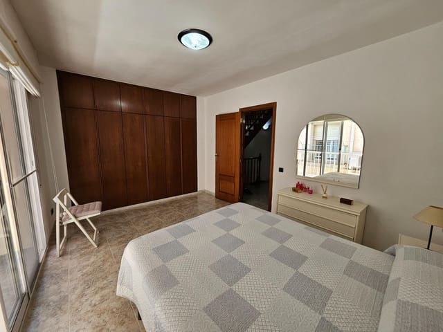 4 makuuhuone Omakotitalo myytävänä paikassa L'Ametlla de Mar - 262 000 € (Ref: 8752518)