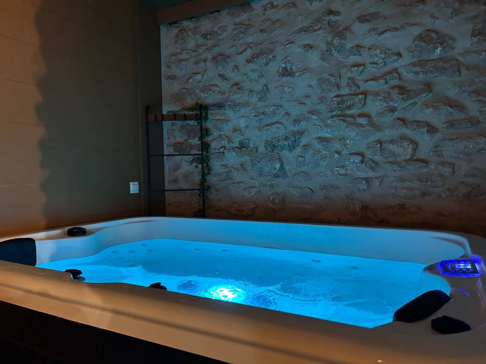 7 bedroom Finca/Country House for sale in Camarles with pool - € 1,500,000 (Ref: 8798871)