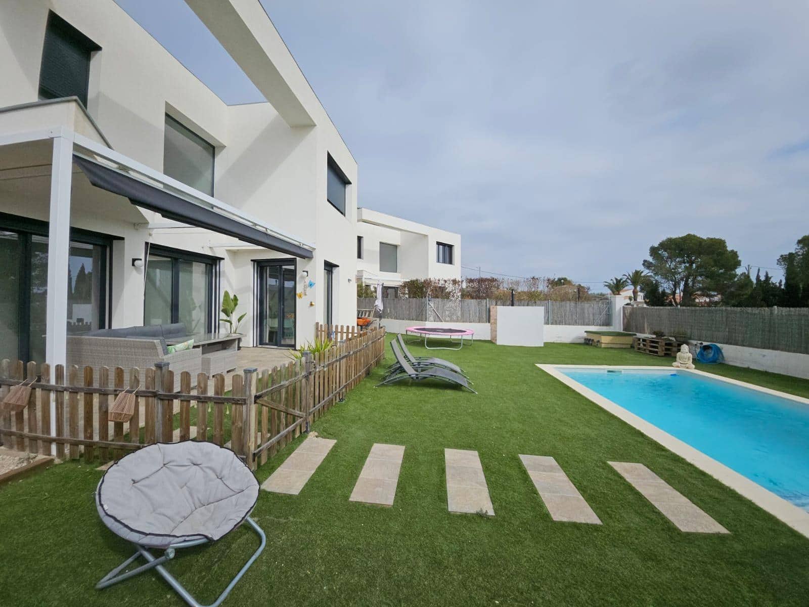 4 slaapkamer Villa te koop in L'Ametlla de Mar met zwembad - € 412.000 (Ref: 8839210)