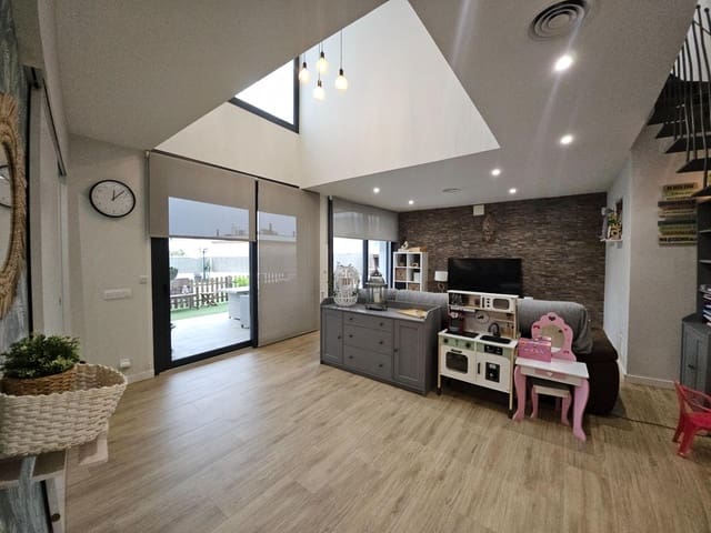 4 quarto Moradia para venda em L'Ametlla de Mar com piscina - 412 000 € (Ref: 8839210)