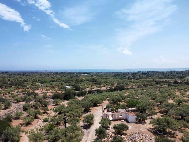 Finca/Landehus til salg i L'Ampolla - € 99.000 (Ref: 8857543)