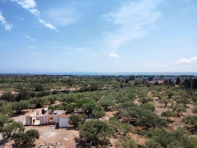 Finca/Landehus til salg i L'Ampolla - € 99.000 (Ref: 8857543)