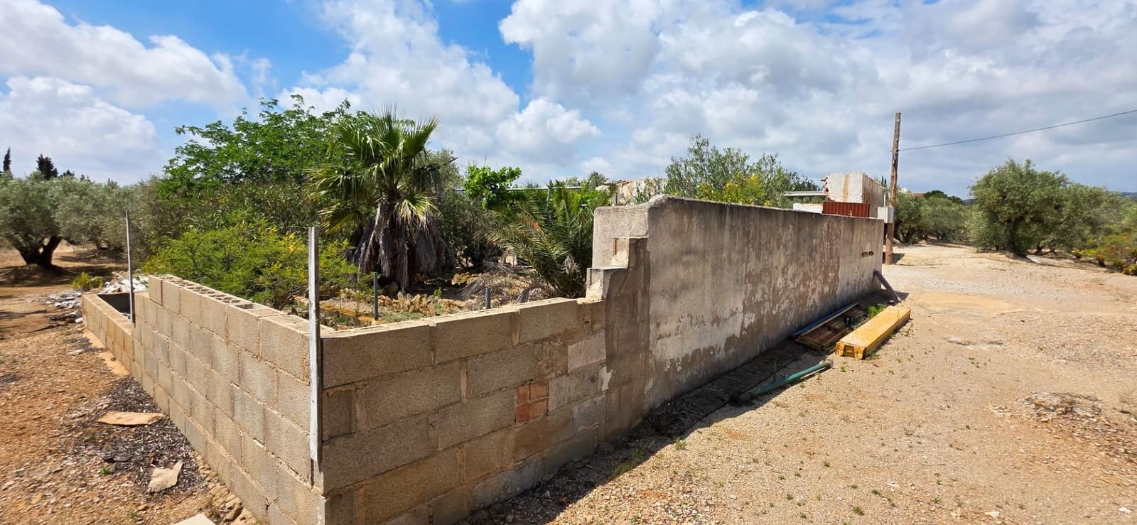 Finca/Landehus til salg i L'Ampolla - € 99.000 (Ref: 8857543)