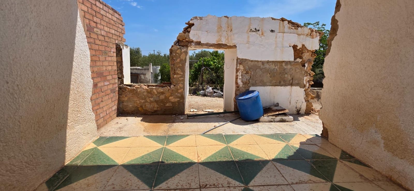 Finca/Landehus til salg i L'Ampolla - € 99.000 (Ref: 8857543)