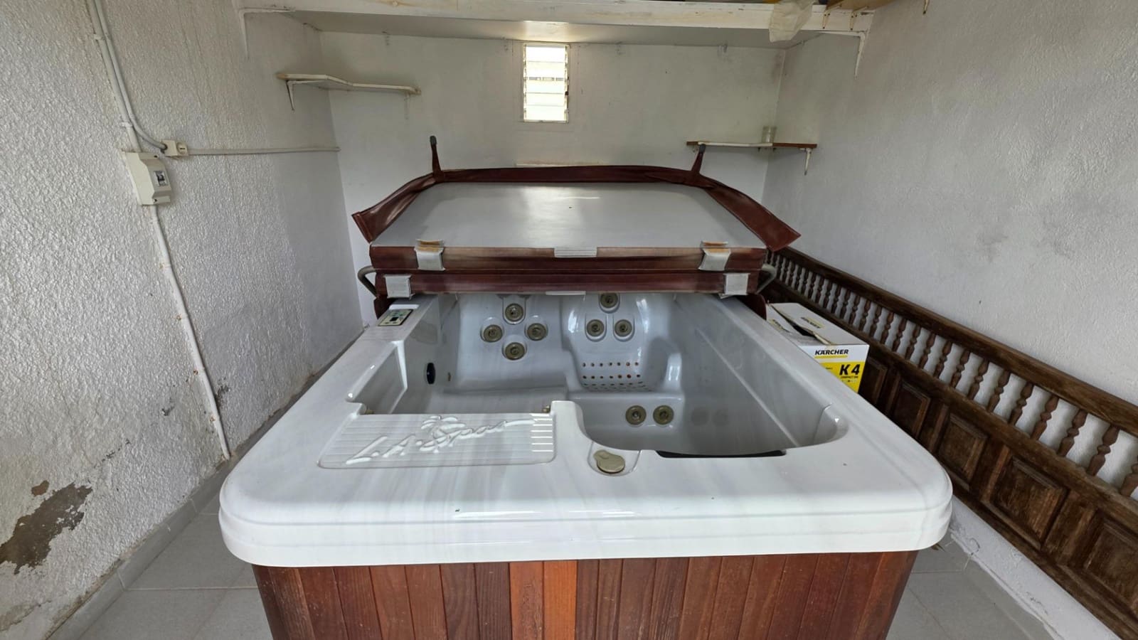 4 soveværelse Villa til salg i L'Ametlla de Mar med swimmingpool - € 350.000 (Ref: 8924199)