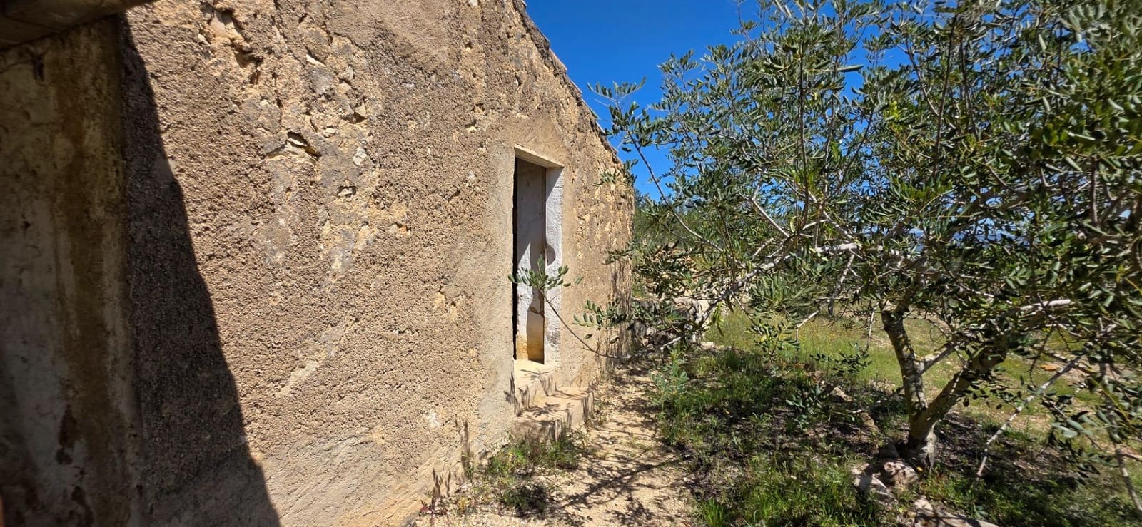 Finca/Herregård til salgs i El Perello - € 59 000 (Ref: 8954332)