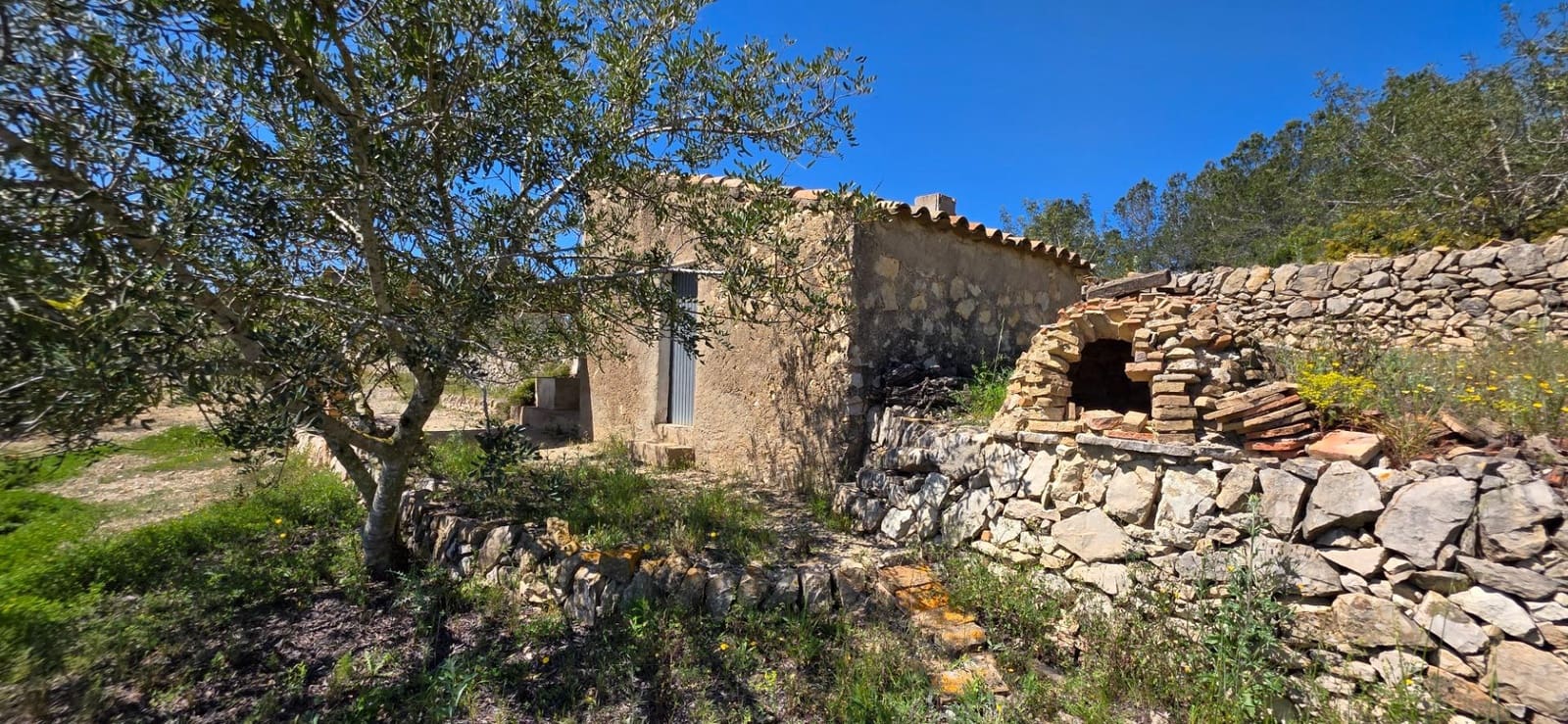 Finca/Herregård til salgs i El Perello - € 59 000 (Ref: 8954332)