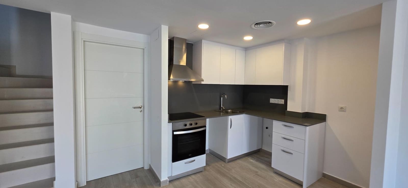 2 soverom Penthouse til salgs i L'Ametlla de Mar - € 369 000 (Ref: 9068779)