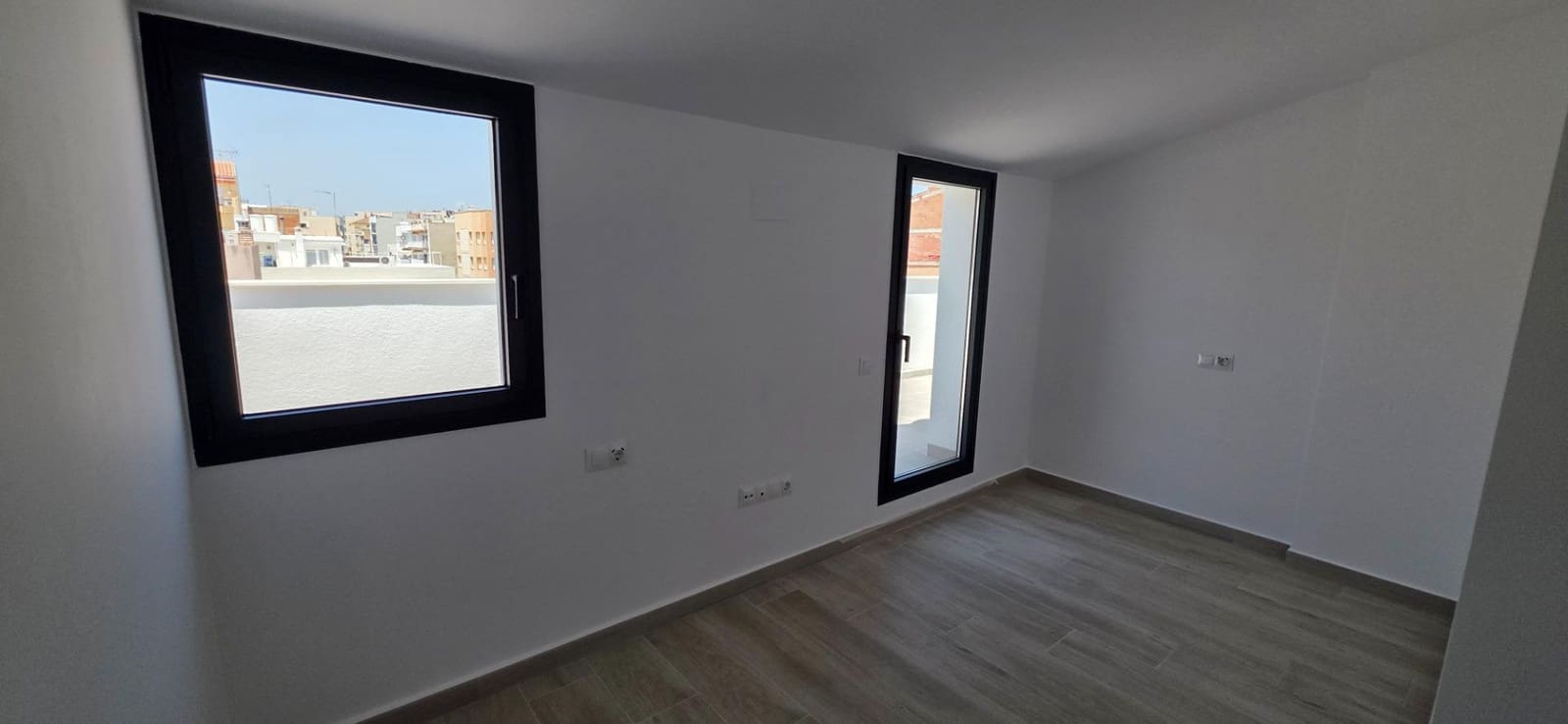 2 soverom Penthouse til salgs i L'Ametlla de Mar - € 369 000 (Ref: 9068779)