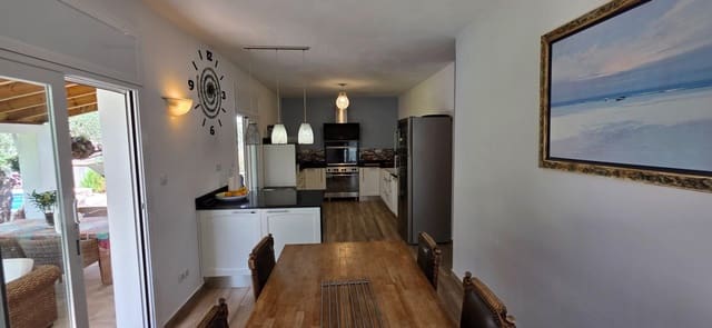 4 quarto Moradia para venda em L'Ametlla de Mar com piscina - 350 000 € (Ref: 9077912)