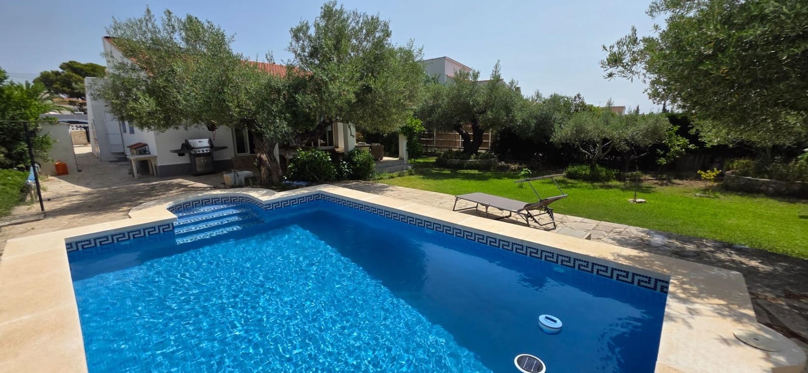 4 soveværelse Villa til salg i L'Ametlla de Mar med swimmingpool - € 350.000 (Ref: 9077912)