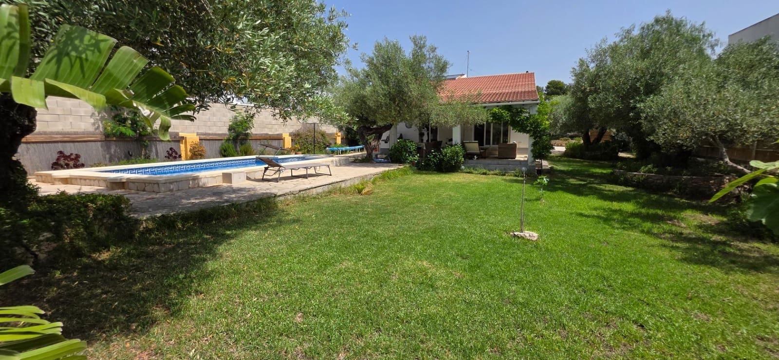 4 soveværelse Villa til salg i L'Ametlla de Mar med swimmingpool - € 350.000 (Ref: 9077912)