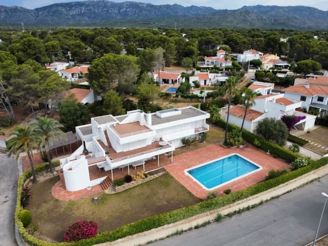 6 soveværelse Villa til salg i Calafat, L'Ametlla de Mar med swimmingpool garage - € 1.150.000 (Ref: 9118673)
