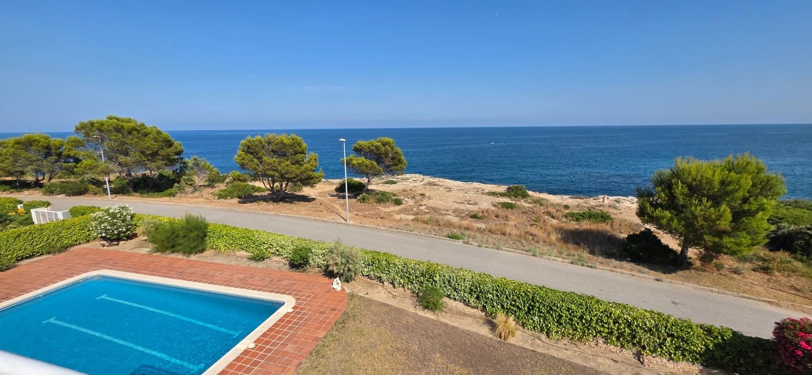6 soveværelse Villa til salg i Calafat med swimmingpool garage - € 1.150.000 (Ref: 9118673)