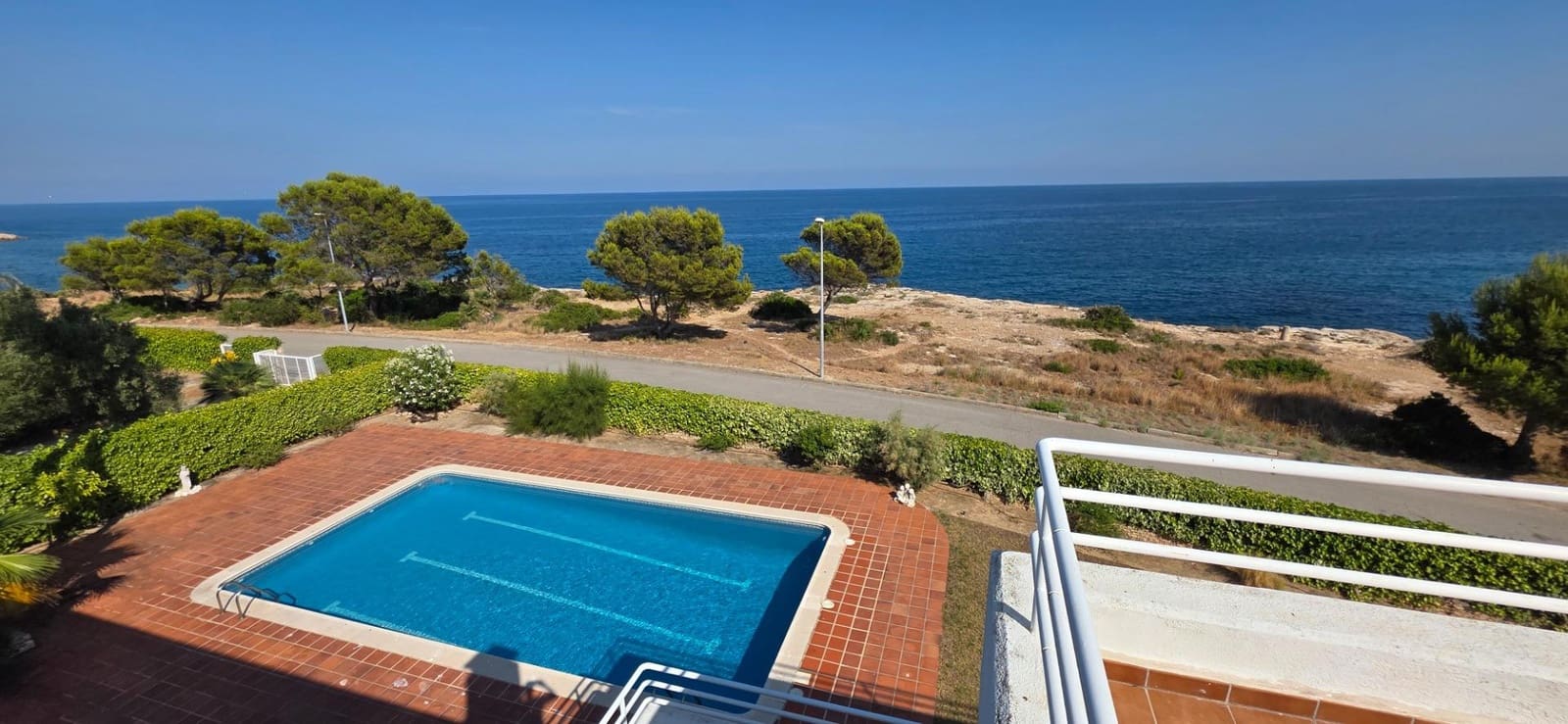 6 soveværelse Villa til salg i Calafat med swimmingpool garage - € 1.150.000 (Ref: 9118673)