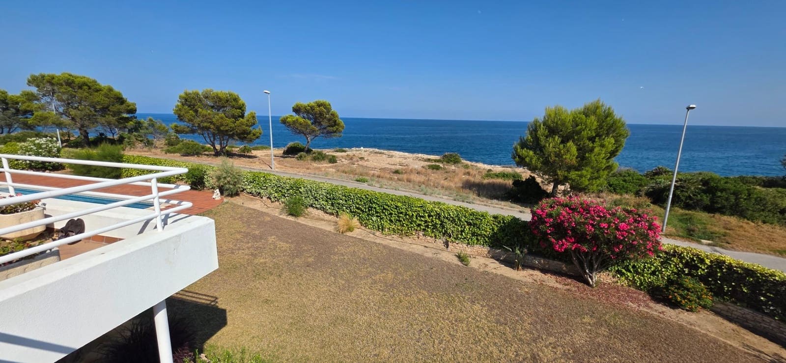 6 soveværelse Villa til salg i Calafat med swimmingpool garage - € 1.150.000 (Ref: 9118673)