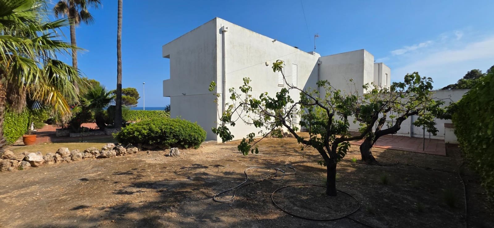 6 soveværelse Villa til salg i Calafat med swimmingpool garage - € 1.150.000 (Ref: 9118673)