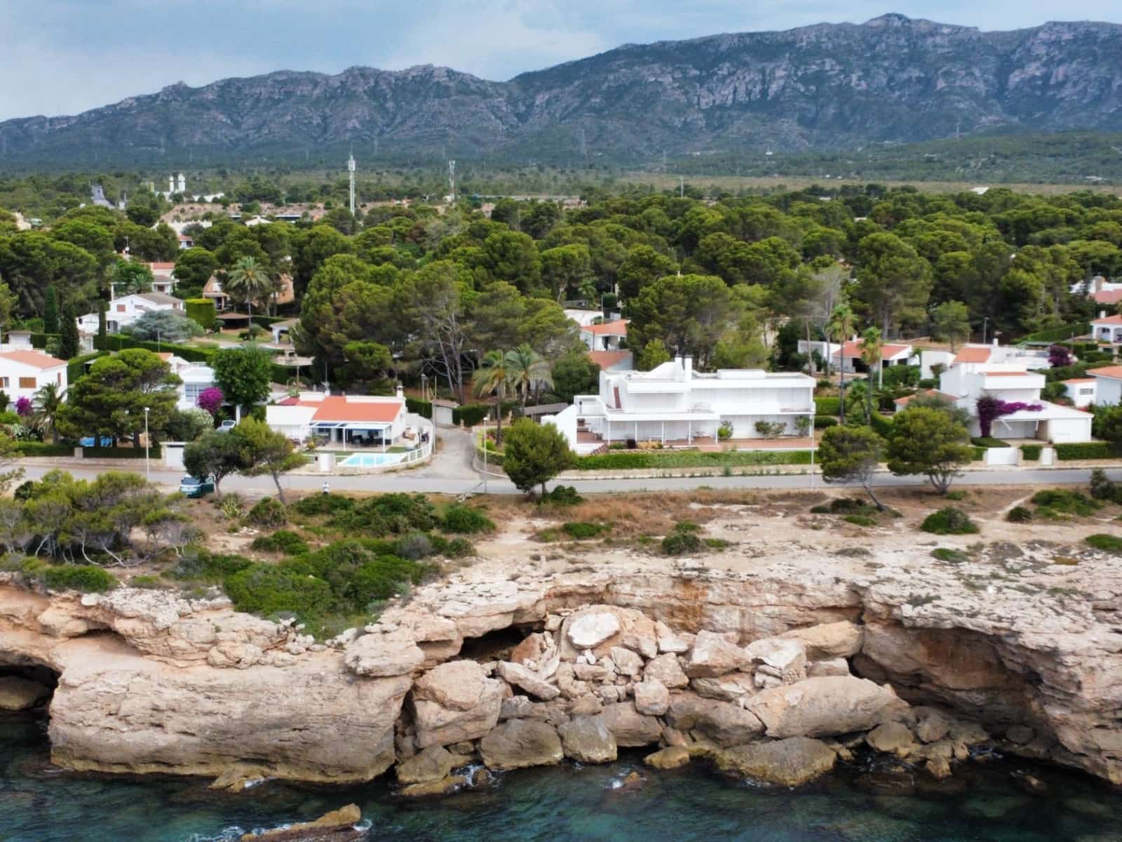 6 soveværelse Villa til salg i Calafat med swimmingpool garage - € 1.150.000 (Ref: 9118673)