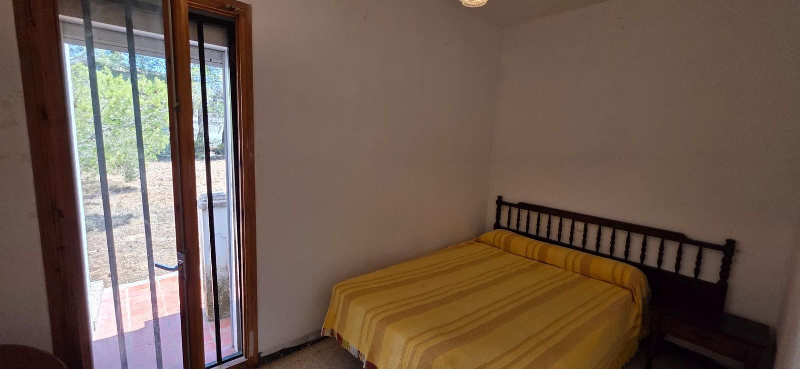 4 slaapkamer Villa te koop in Calafat met garage - € 316.000 (Ref: 9126741)