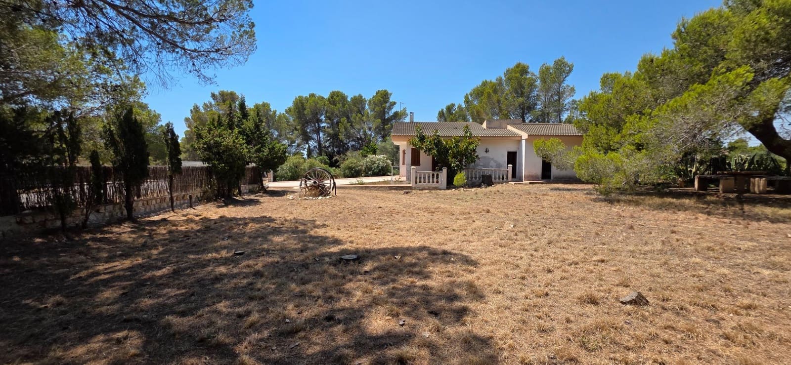 4 slaapkamer Villa te koop in Calafat met garage - € 316.000 (Ref: 9126741)