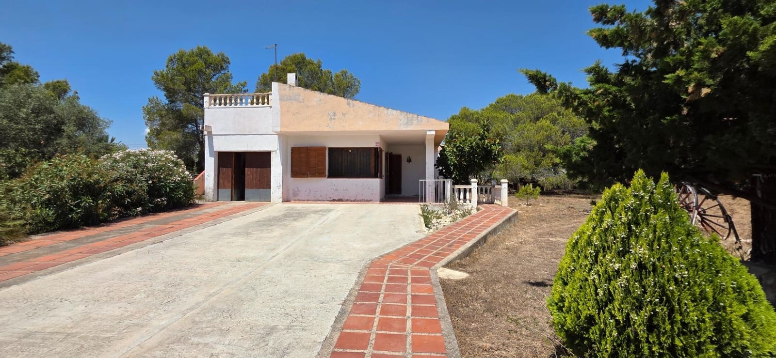 4 slaapkamer Villa te koop in Calafat met garage - € 316.000 (Ref: 9126741)