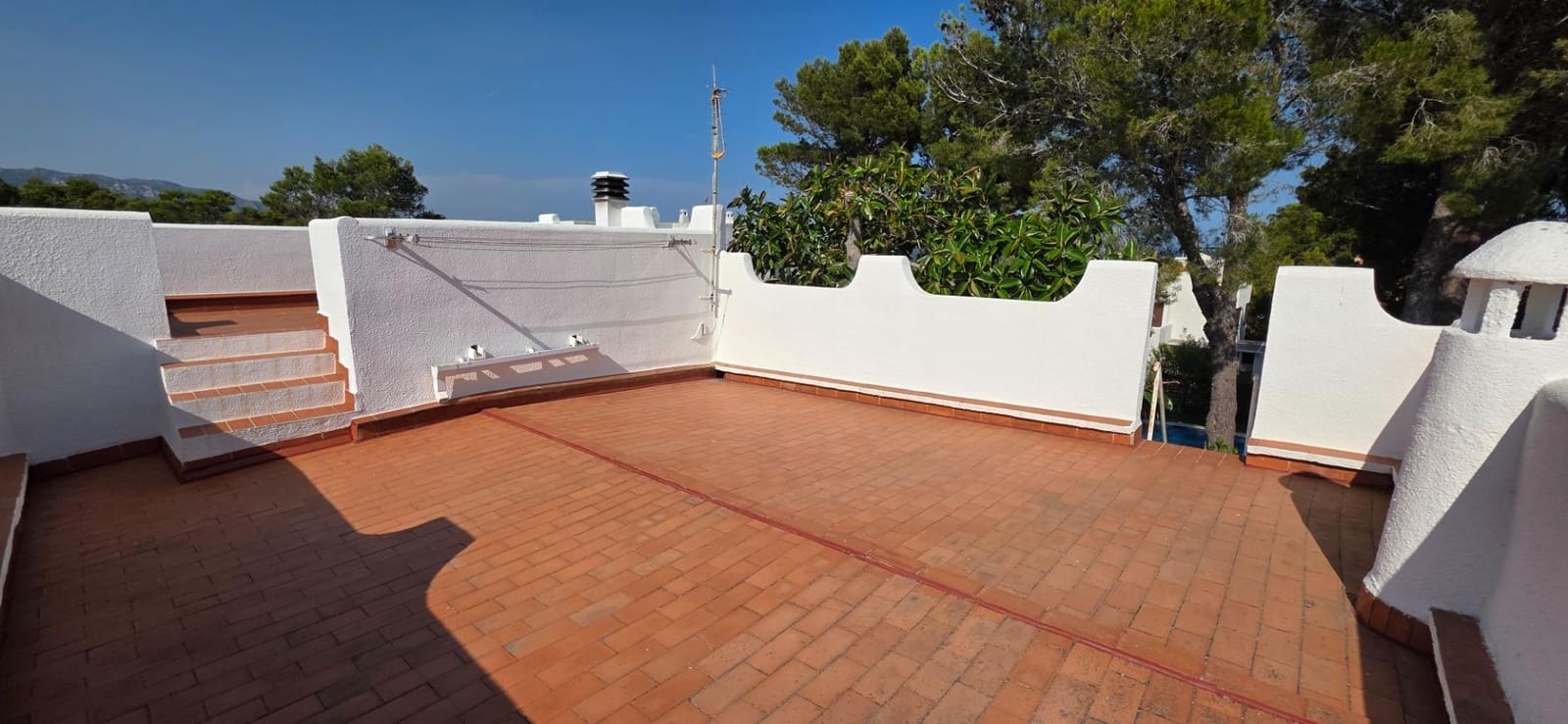 4 slaapkamer Villa te koop in Calafat met garage - € 316.000 (Ref: 9126741)