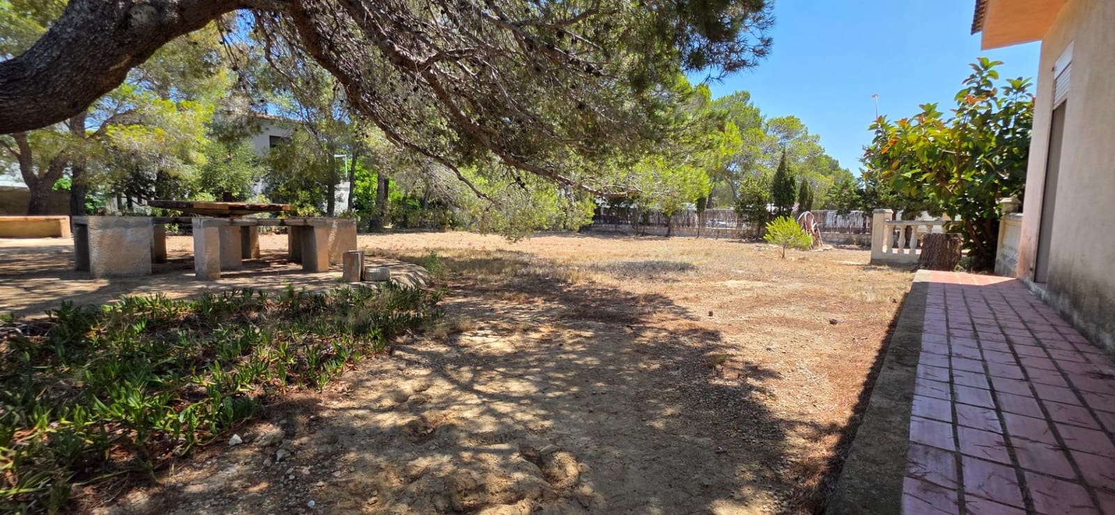 4 slaapkamer Villa te koop in Calafat met garage - € 316.000 (Ref: 9126741)