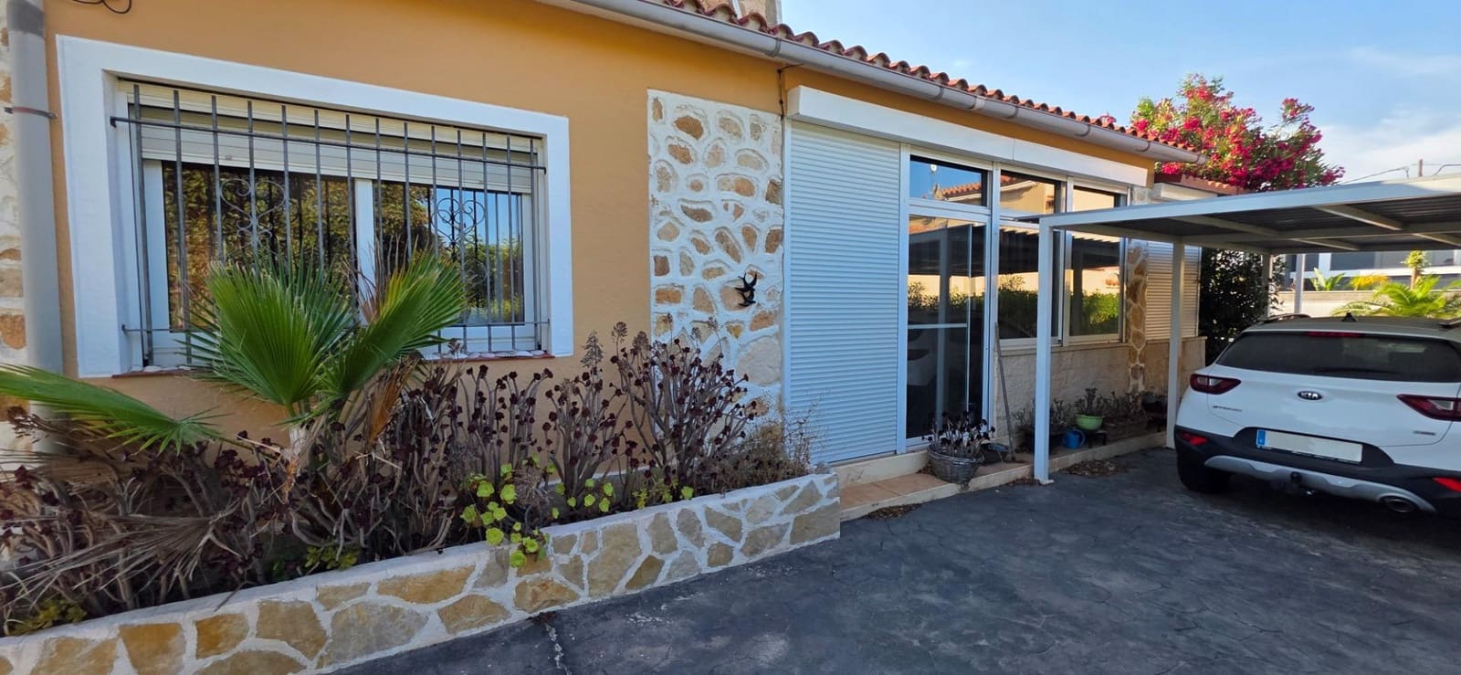 4 slaapkamer Villa te koop in L'Ametlla de Mar met zwembad garage - € 299.000 (Ref: 9126743)