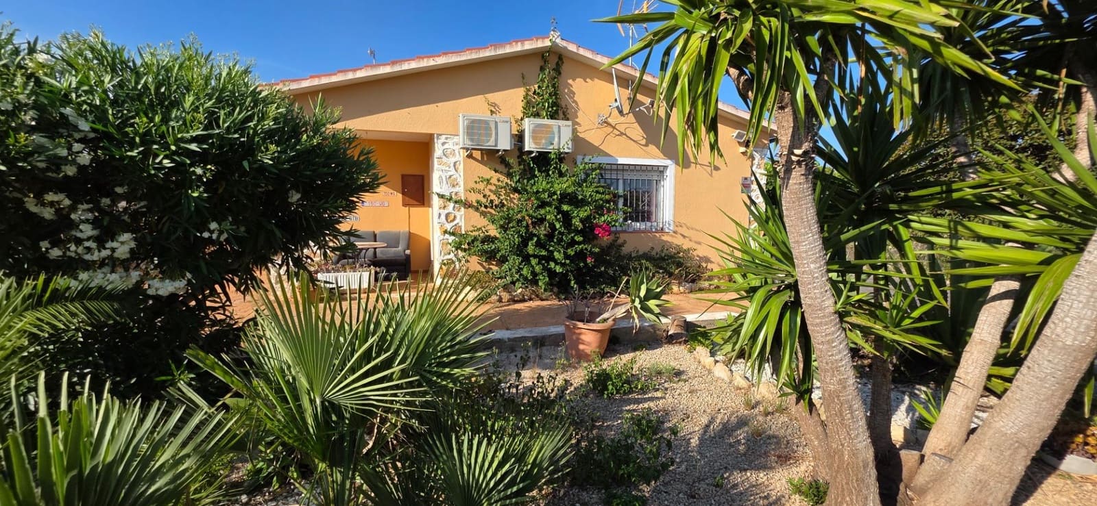 4 slaapkamer Villa te koop in L'Ametlla de Mar met zwembad garage - € 299.000 (Ref: 9126743)