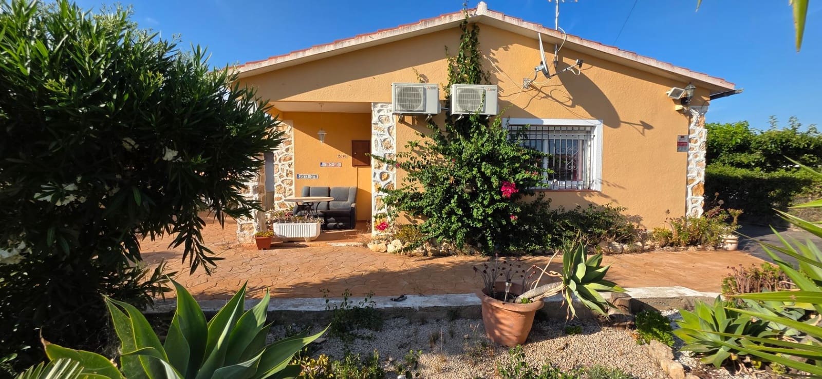 4 slaapkamer Villa te koop in L'Ametlla de Mar met zwembad garage - € 299.000 (Ref: 9126743)