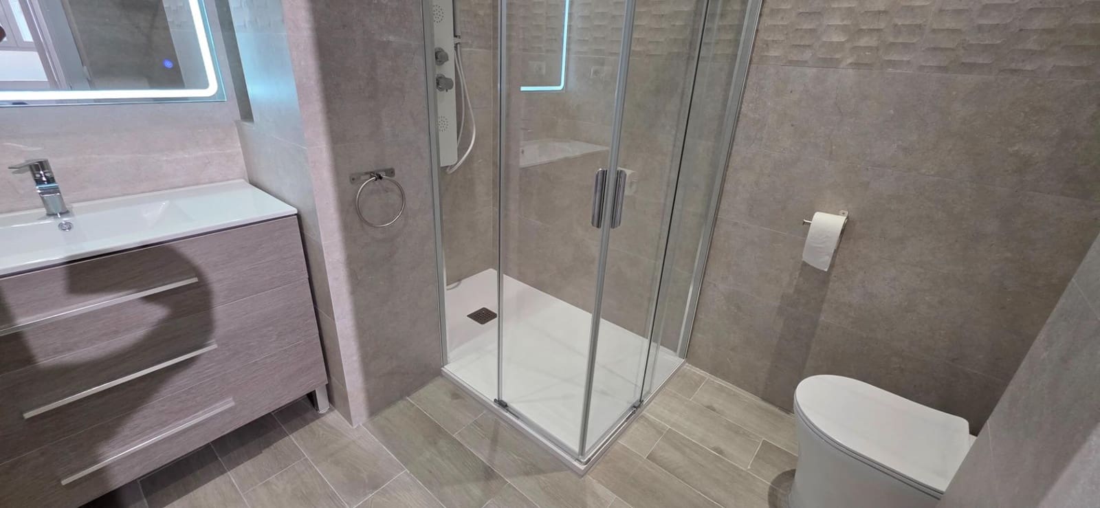 2 bedroom Apartment for sale in L'Ametlla de Mar - € 210,000 (Ref: 9128205)