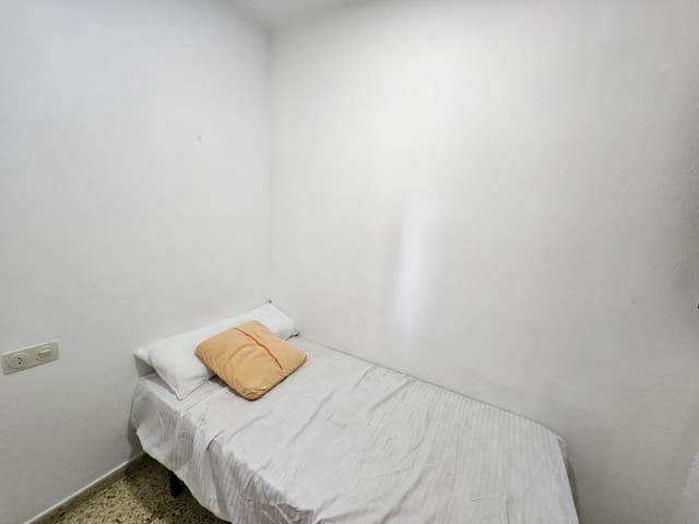 2 slaapkamer Flat te koop in L'Ametlla de Mar - € 110.000 (Ref: 9137036)