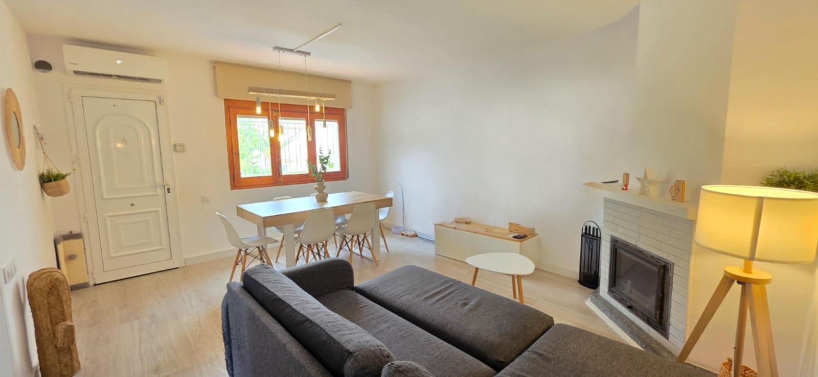 3 bedroom Terraced Villa for sale in L'Ametlla de Mar with garage - € 205,000 (Ref: 9163692)