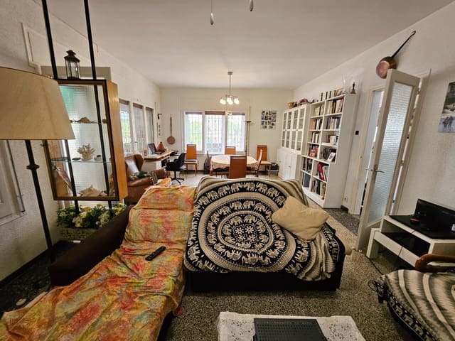 5 bedroom Villa for sale in L'Ametlla de Mar with pool garage - € 580,000 (Ref: 9183644)