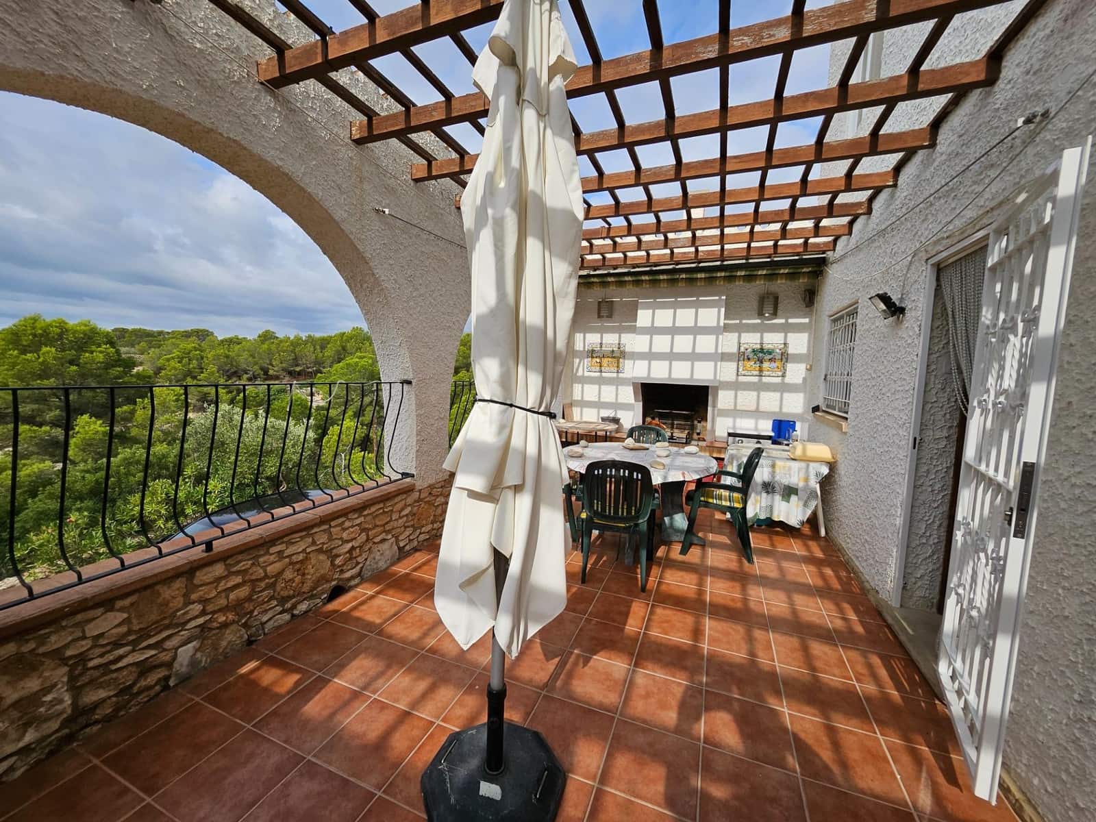 5 sypialnia Willa na sprzedaż w L'Ametlla de Mar z basenem garażem - 580 000 € (Ref: 9183644)