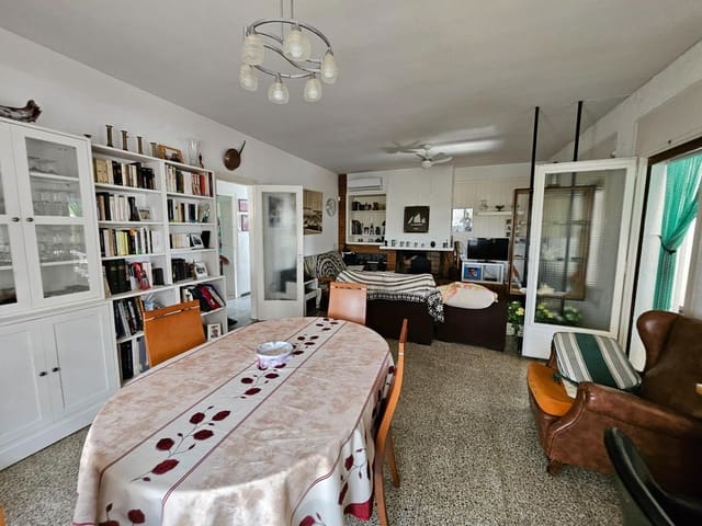 5 bedroom Villa for sale in L'Ametlla de Mar with pool garage - € 580,000 (Ref: 9183644)