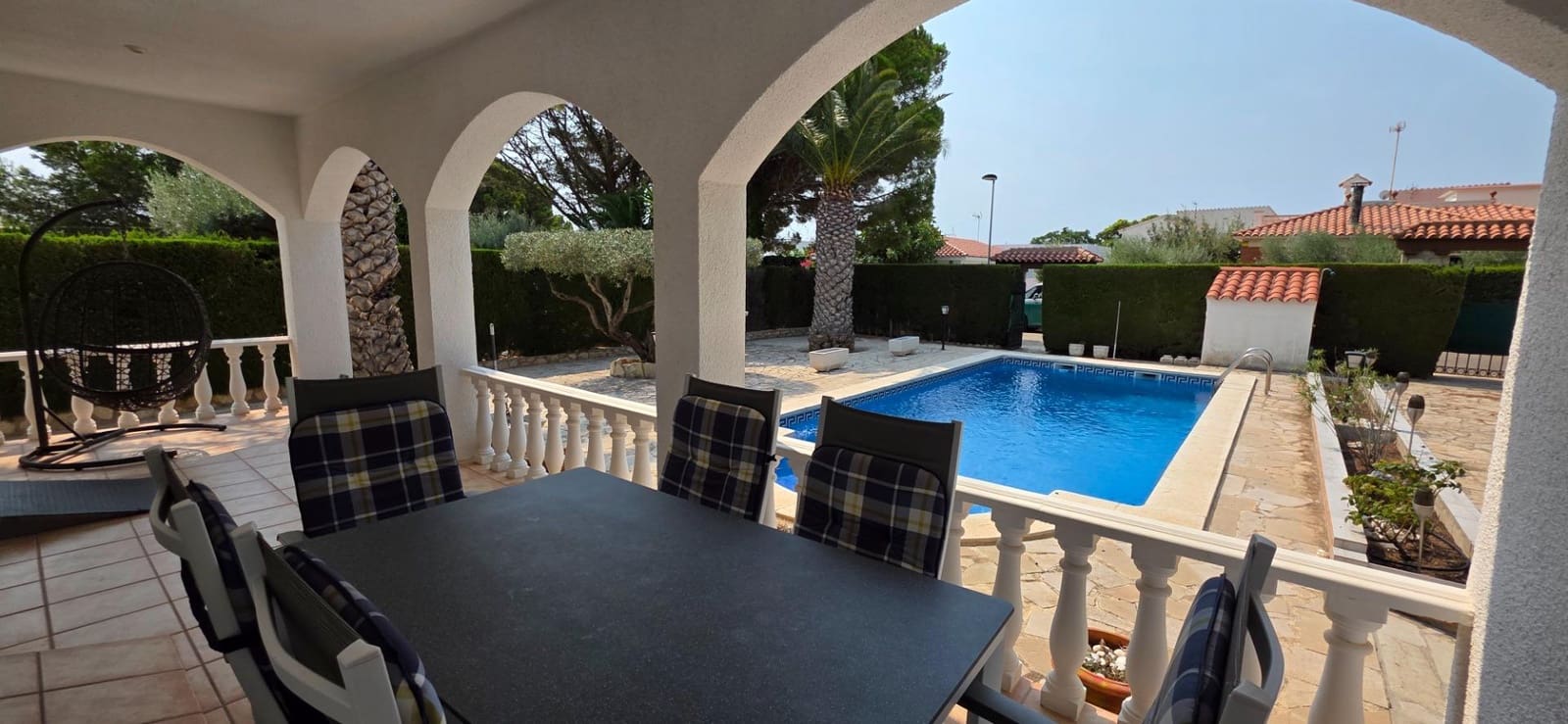 4 sypialnia Willa na sprzedaż w Calafat z basenem garażem - 330 000 € (Ref: 9186853)