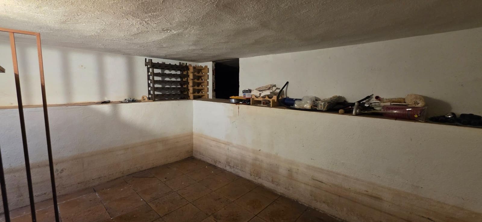 4 sypialnia Willa na sprzedaż w Calafat z basenem garażem - 330 000 € (Ref: 9186853)