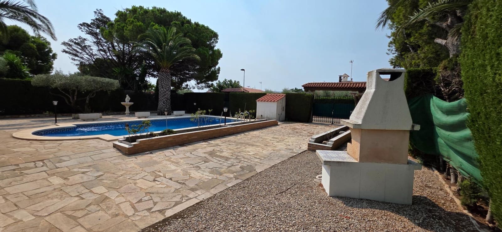 4 sypialnia Willa na sprzedaż w Calafat z basenem garażem - 330 000 € (Ref: 9186853)